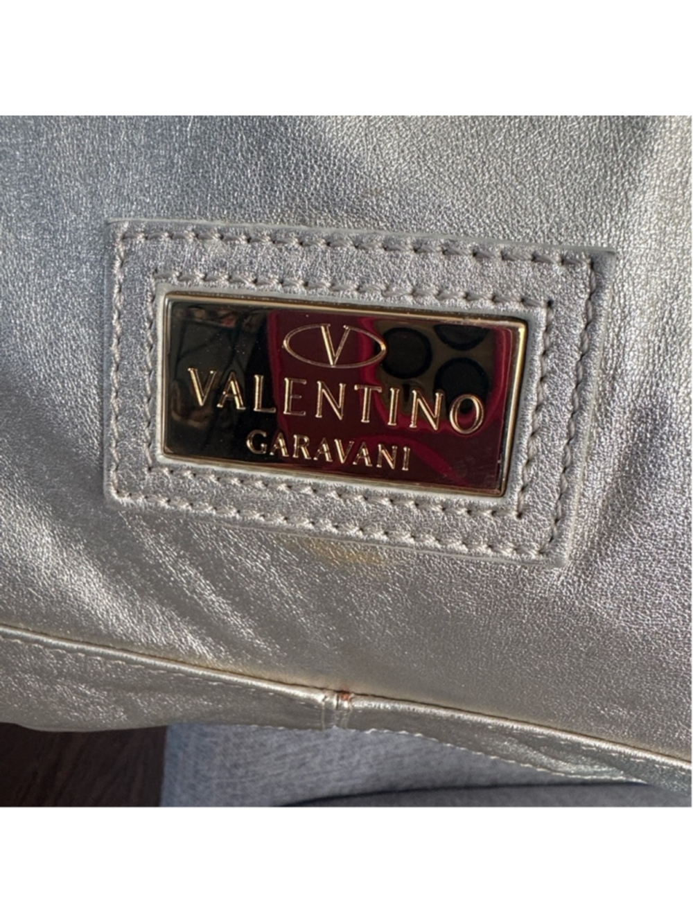 Valentino Garavani Gold Metallic Leather Hobo Bag Y2K Shoulder Purse - Picture 5 of 16